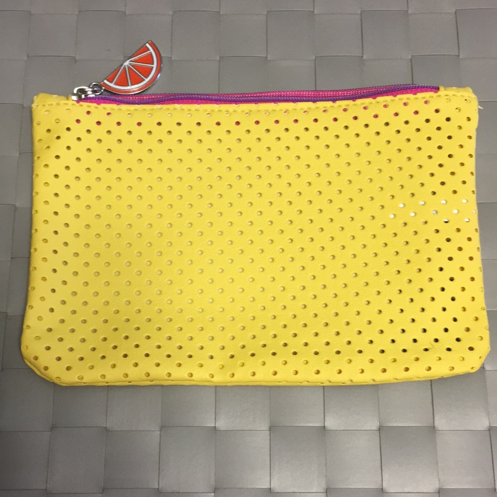 IPSY makeup bag